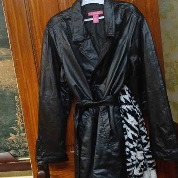 Woman Within Black Leather Jacket with Belt - Picture 2 of 3